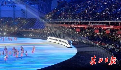  [复兴]复兴号“开”进了开幕式！军运会开幕式现场还有这些国之