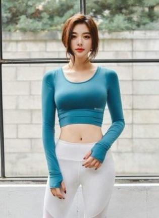 时尚打底裤，轻松自然的穿出不一样的自己！