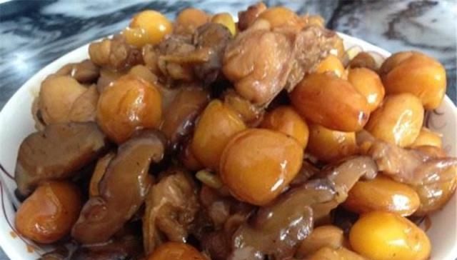  「板栗」味道似板栗，焖鸡是名菜，七夕节能卖断货，一斤20元农