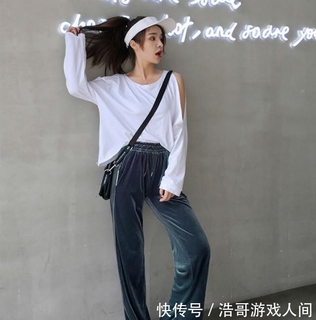  「女人」建议爱穿阔腿裤的女人，这样搭配鞋子，舒适轻便又时髦