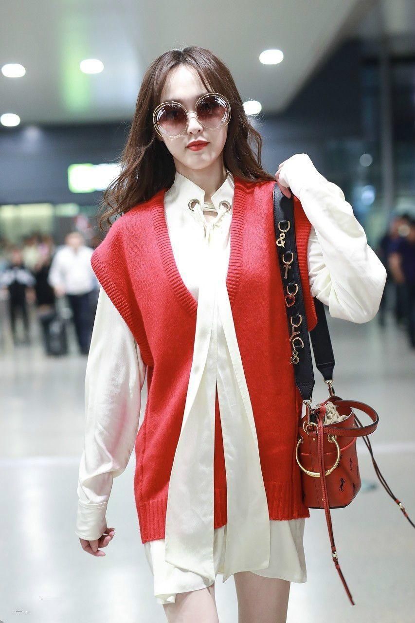 唐嫣A字裙搭配的好?网友:人家穿什么都不难看!