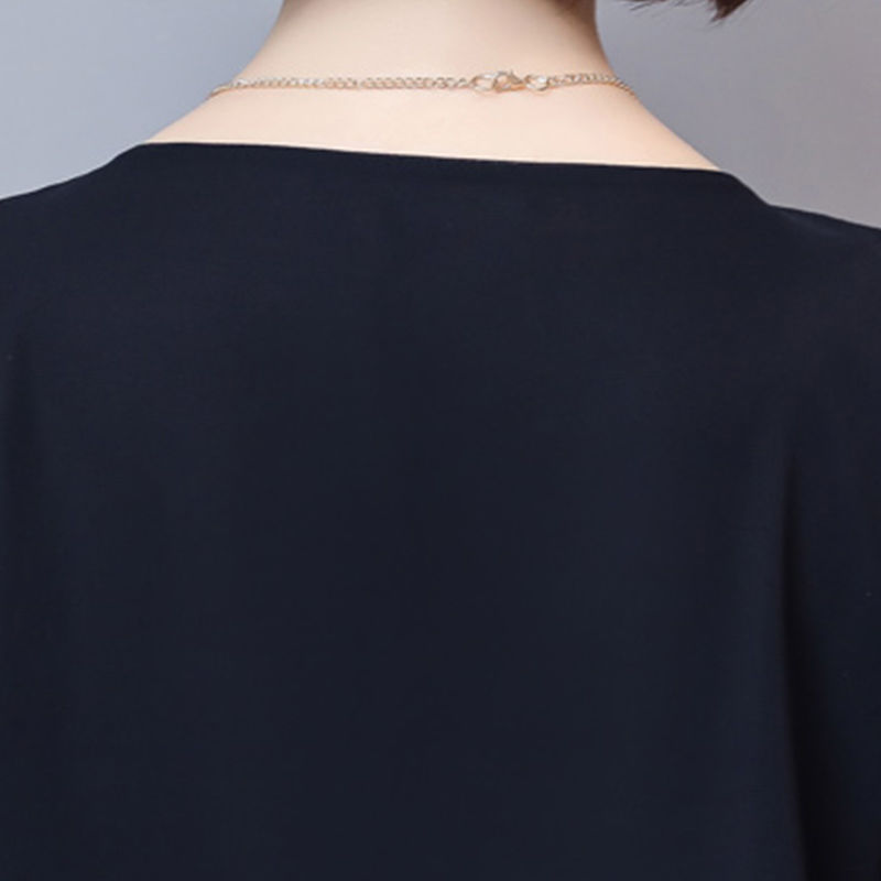 大热的天，建议40-55岁女人尽量多穿裙子，少穿裤子，洋气