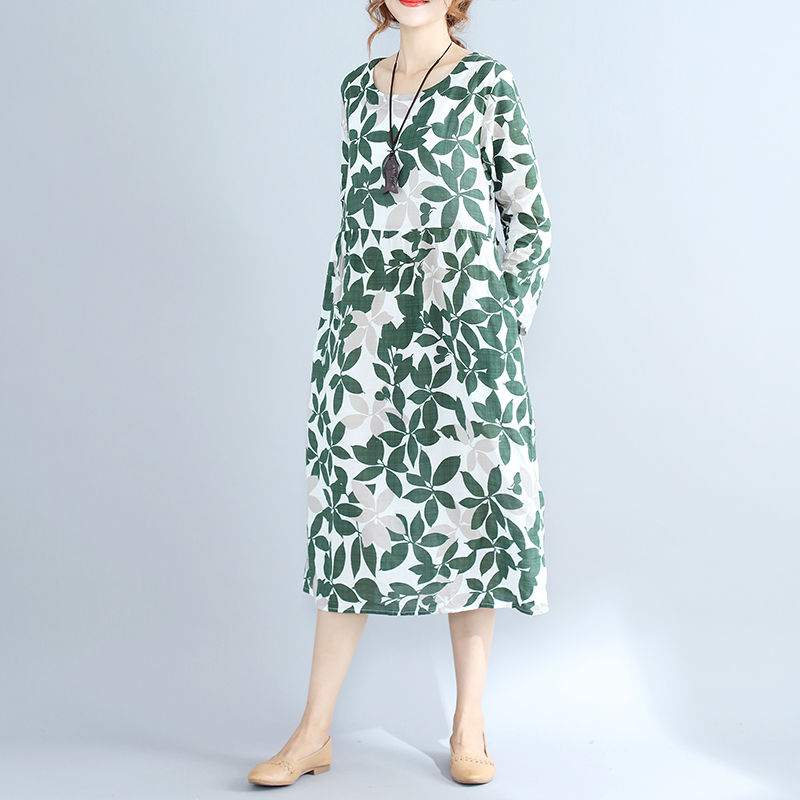 号称“裙中之贵”的棉麻连衣裙，既有民族味又时尚味，文艺不挑人