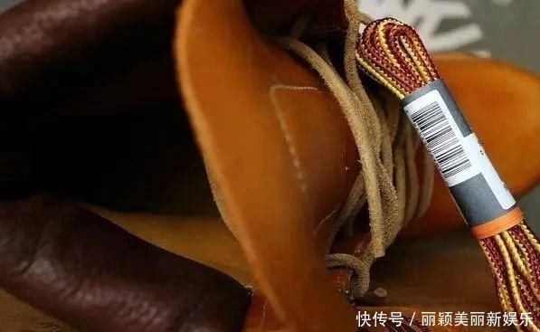  Timberland添柏岚■Timberland大黄靴拆箱，“踢不烂”是一双漂亮又好穿的鞋