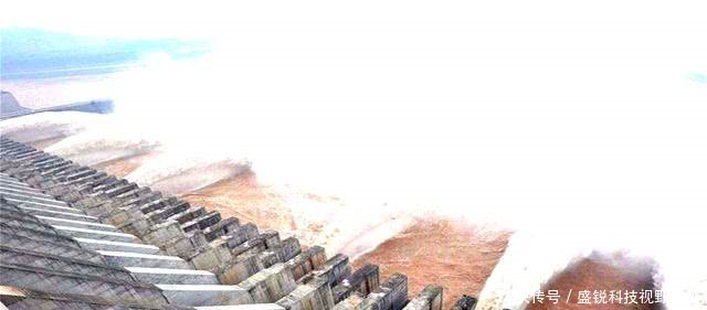 三峡大坝储水量393亿立方米，如果把水放干净，会发生什么呢