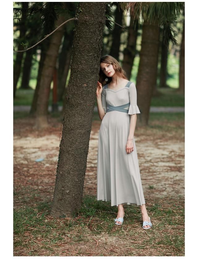 时装搭配ifashion｜集美貌于一身，可以称为直男斩的小裙纸