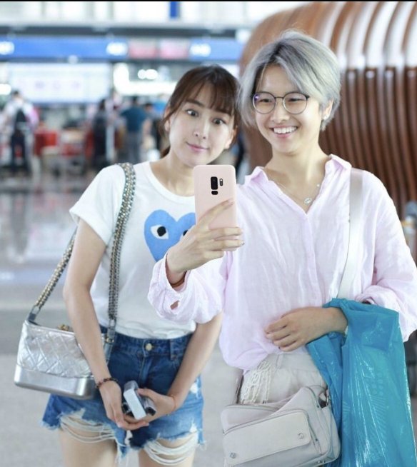 马苏 虽然没有惊艳的长相，但是有一双美腿啊