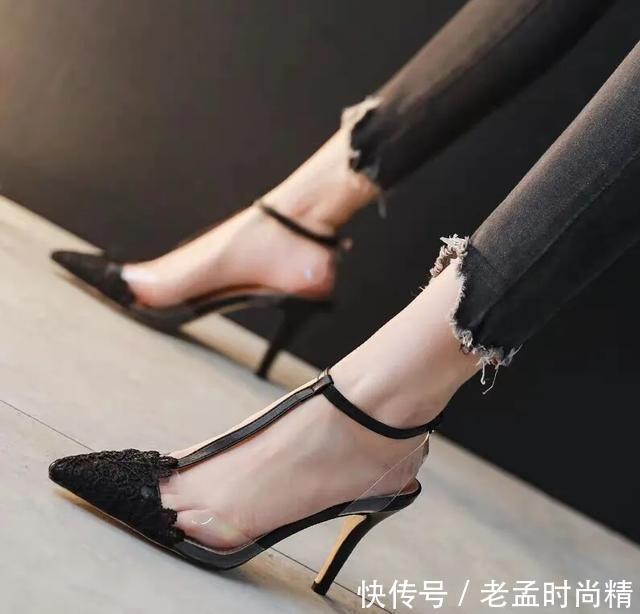 『精致』这款仙女风法式少女蕾丝高跟鞋,精致迷人的小尖头鞋楦设计