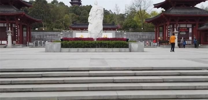  「高铁站」中国最牛的县，拥有14座火车站、3座高铁站，竟然还有