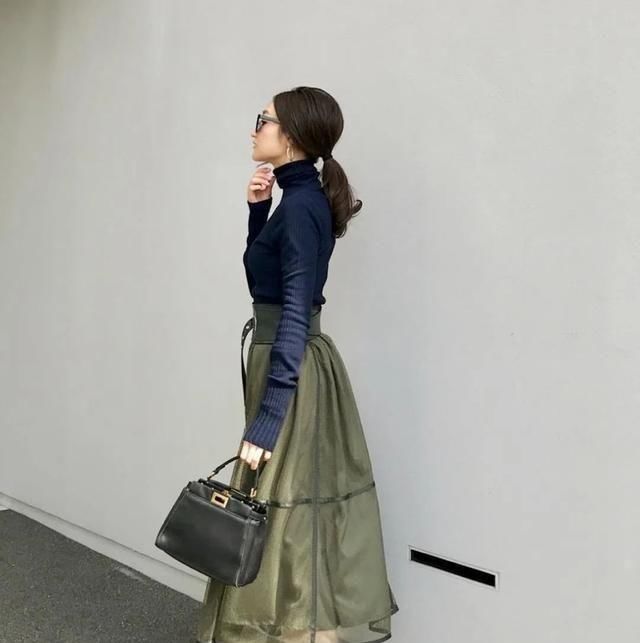  【主妇】日本主妇的“优雅穿搭”：利用简单配色法，穿出一身简约气质