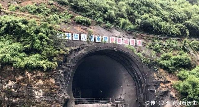 重庆至湖南新建一条铁路，全长625公里，预计2020年通车