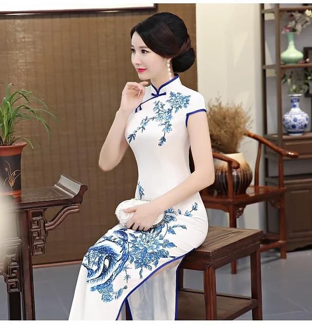 高开衩新款旗袍,咫尺之间有乾坤!