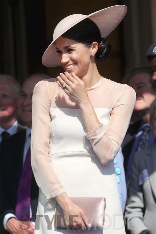 上班族必看，跟梅根王妃学习皇室优雅范