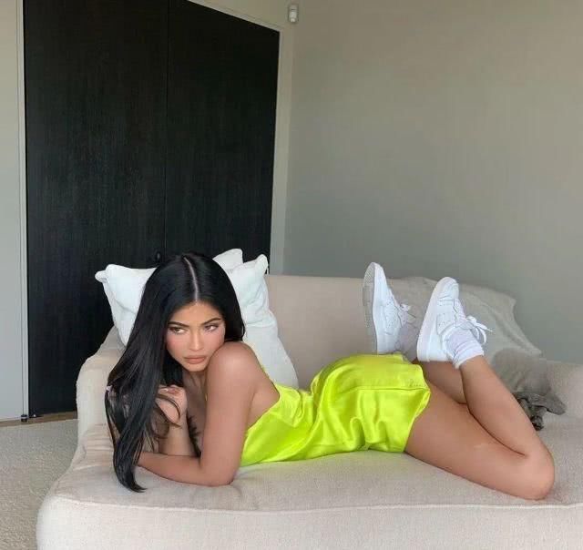  【绸缎】绸缎又俗又难穿？现在开始修改你的偏见了！