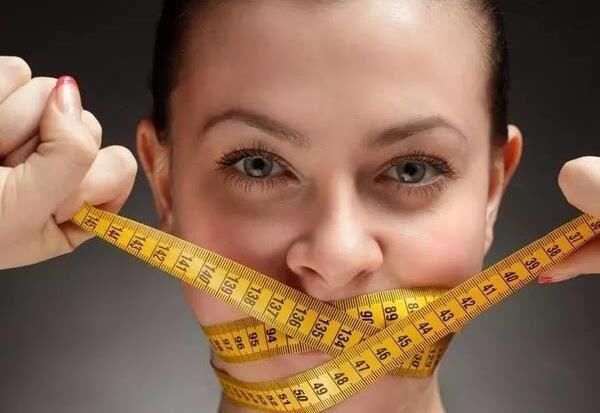 医生劝告: 晚上经常不吃饭, 身体的这个器官迟早