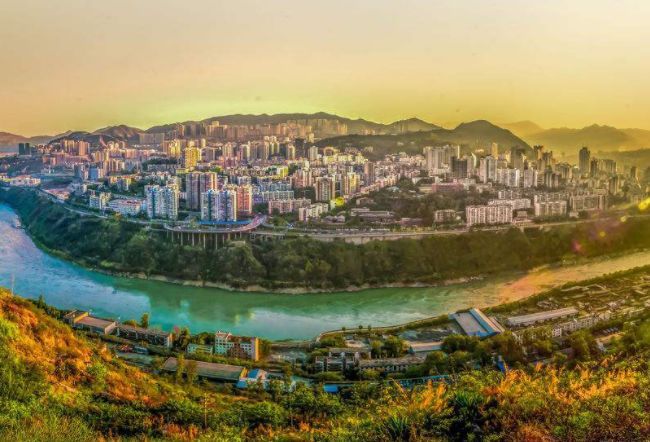 四川最“有钱”的城市，人均收入高达9万多，却仅为五线城市