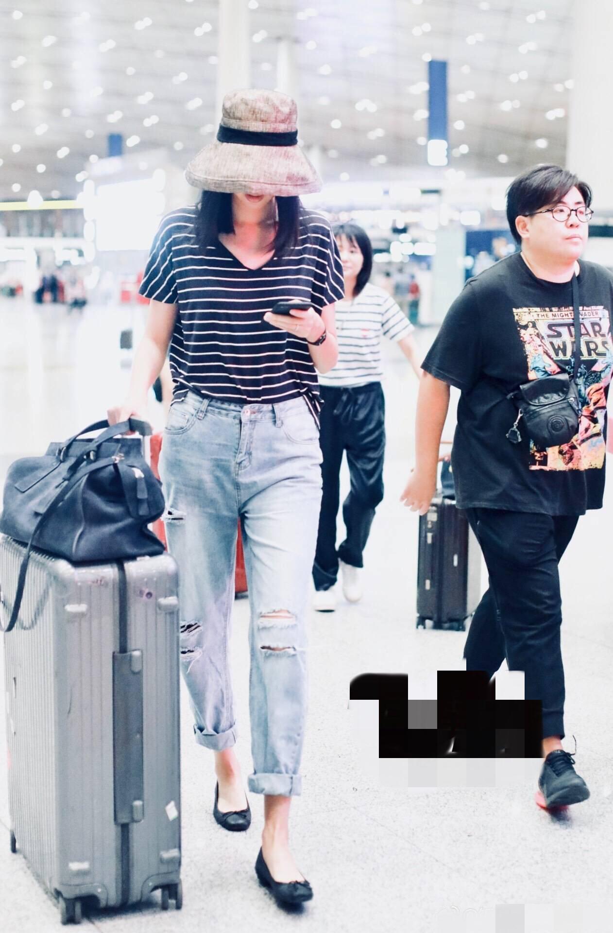 张梓琳的大长腿简直要“逆天”了,网友:这才是真正的腿精