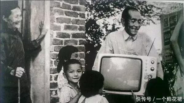  中国@老照片1980年代的中国你还记得多少！