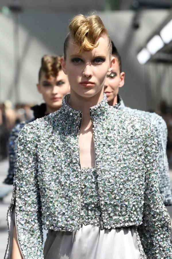 用Chanel的方式打开浪漫巴黎，刘雯、周迅都被彻底迷倒了!