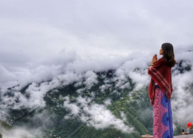 四个花季少女，自驾牧马人远赴西藏，只为那一场圆梦之旅!