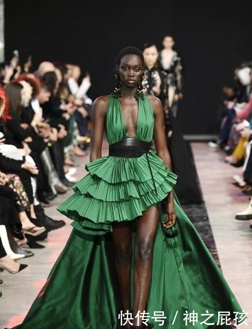 【蝴蝶结】Elie Saab 2020年秋冬系列 清新波点时尚穿出最美高级感