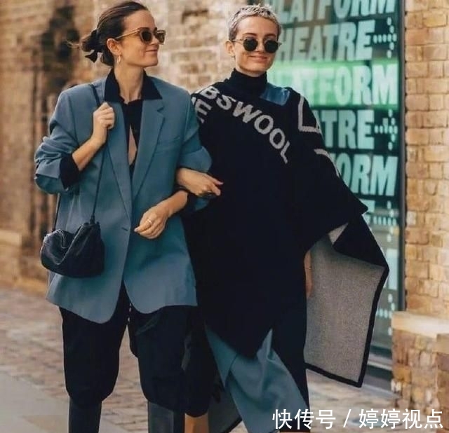  [脚踝]冬季怎么穿得时髦？不露脚踝穿法，被靴子和裤子承包一季舍不得换