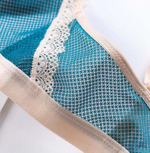 “一片式”轻薄文胸，比实体店的好看多了，美女们都抢着买