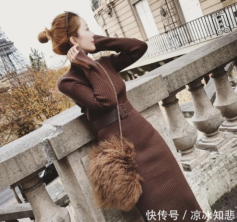 『显瘦』大冷天,老婆打扮得太美了!大码毛衣裙+大衣,显瘦迷人巨美嫩