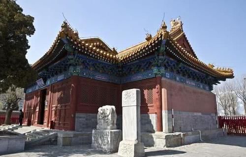  「水立方」中国“最牛钉子户”，逼得水立方为它挪地方，拆迁队