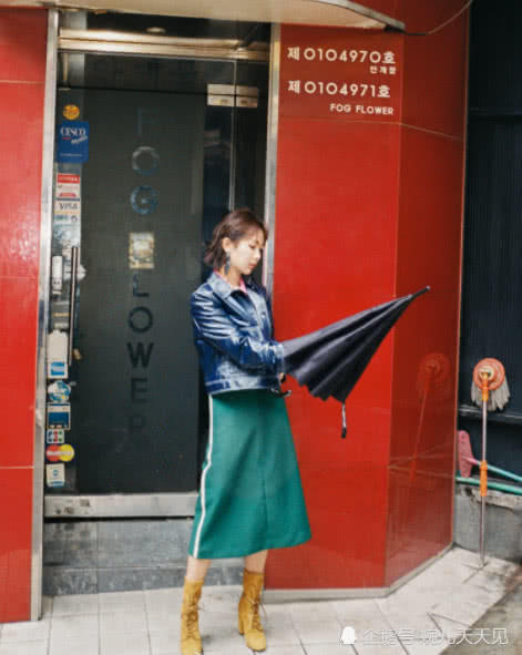 离开《香蜜》后，杨紫穿绿色裙子美得窒息，这腿是真实存在的吗？