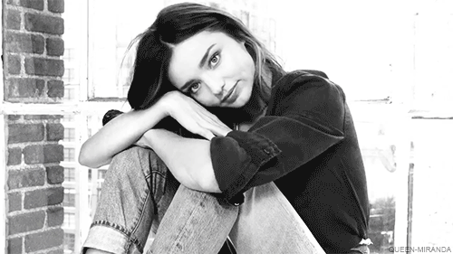 终极O型腿林允儿是怎样用一条裤子把腿弄直的