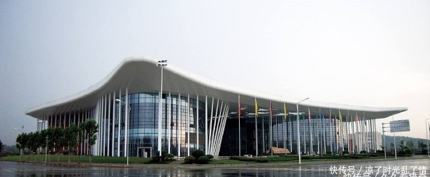 中国又出现一座空城当地人还在不断搬迁，原因让人心寒