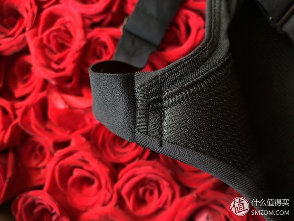 胖安肉测Vanish----安德玛高强度拉链运动内衣