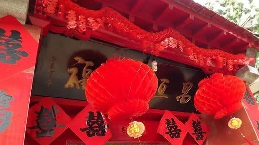 在农村，最让农民发愁的不再是娶妻难的问题，这件事更让农民头疼