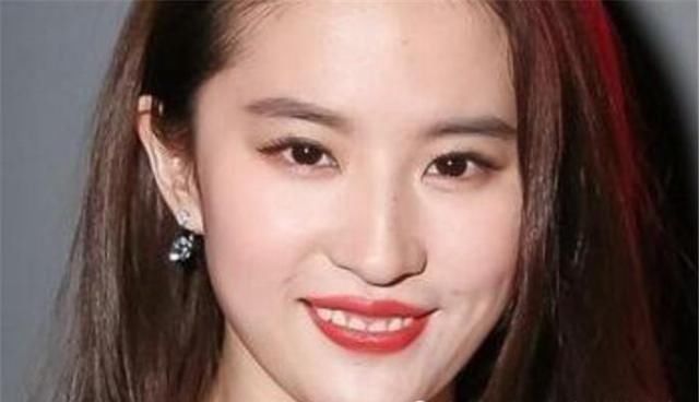  【脸颊】怎样可以瘦脸颊两边的肉？学会这几个方法，让你变成小脸女孩