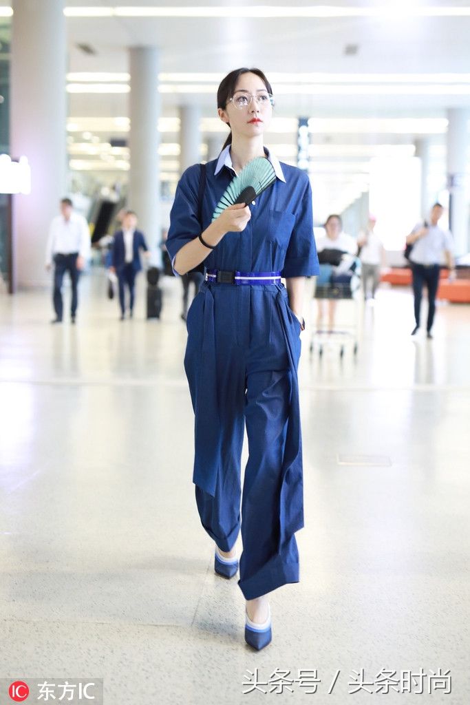 世界上还真的有穿什么衣服都很好看的人 韩雪就是其中一个!