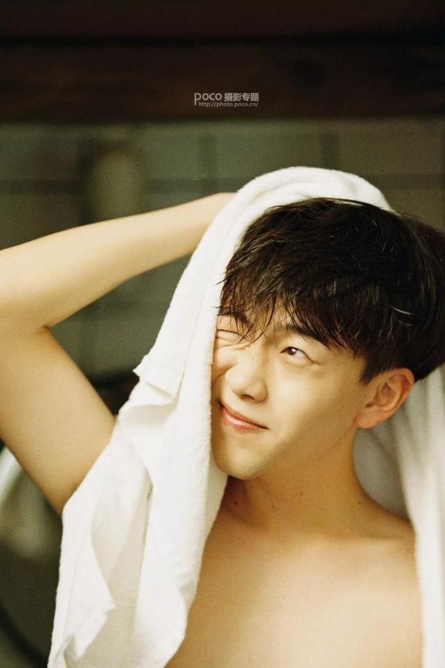 男生这样拍，路人甲秒变行走的画报!