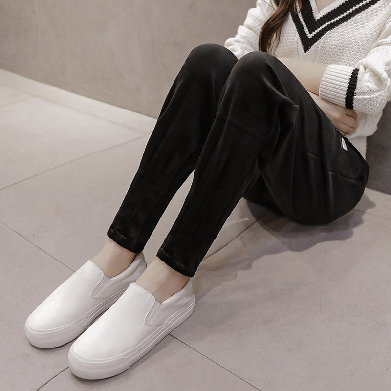 难怪老婆不穿牛仔裤，今秋流行穿打底裤，遮肉显瘦还很洋气