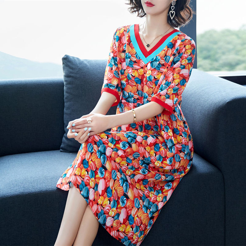 10款精致连衣裙，小姨一买就8套，广场上的舞伴争着要代买