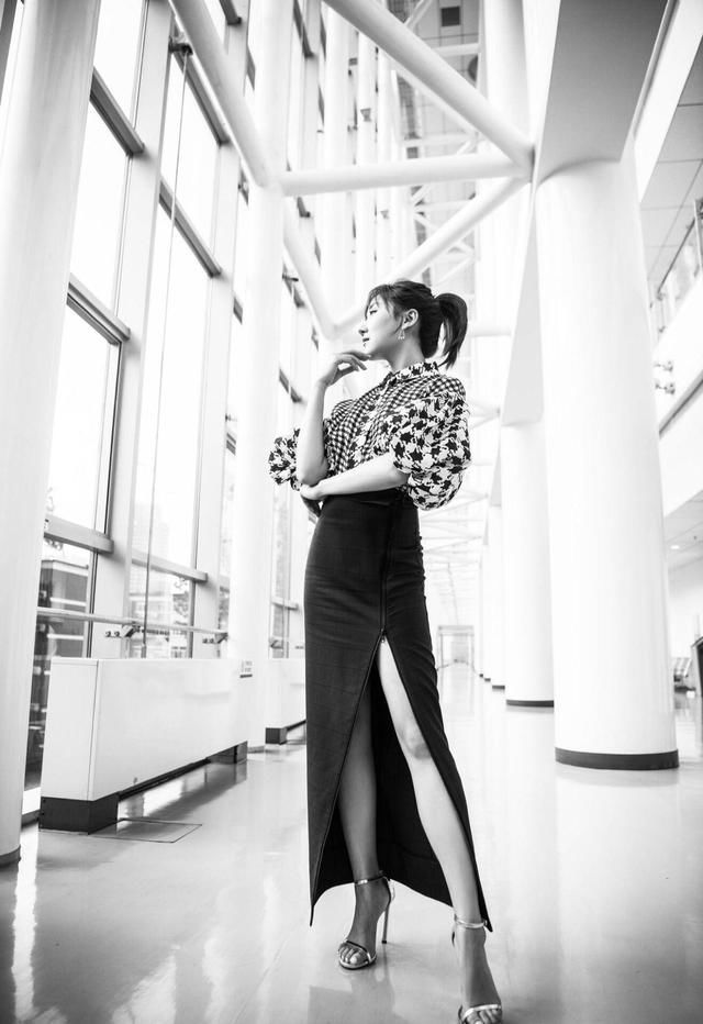 秋季请保持这样的魅力,我姿比谁都美上几分