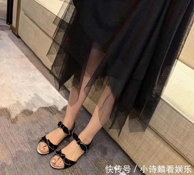 夏季■2020夏季最时髦的15双凉鞋，好看不撞款！