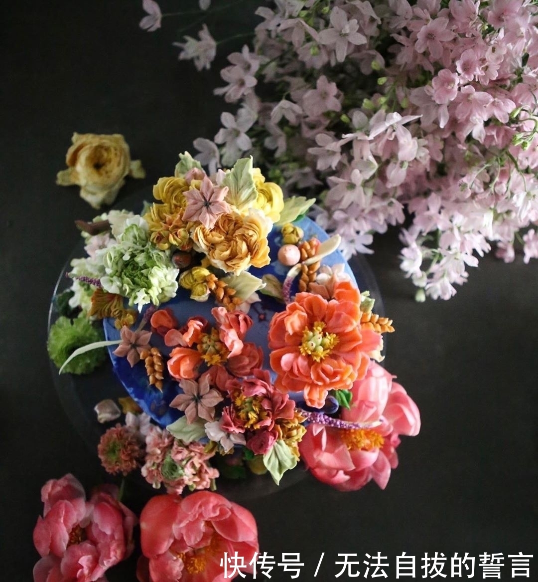 『制作』她做的鲜花蛋糕太撩人,看完后全世界都惊艳了!