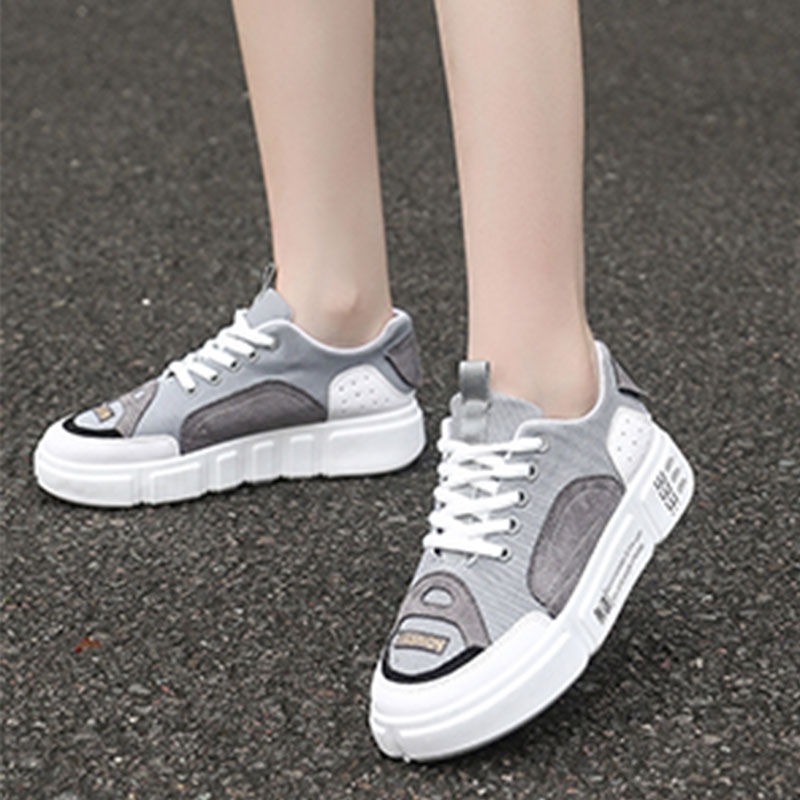 单鞋好看不增高，恨天高性感却累脚;国庆这么穿，舒适漂亮的偷乐