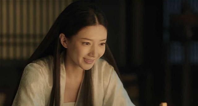  名字：演技，女主，“男神”都捧不红她，网友：她最“红”的就是名字