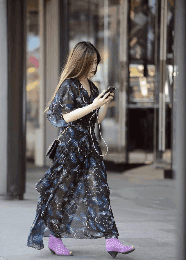 街拍, 图1迷人, 图2高挑, 图5美女爱洋马?