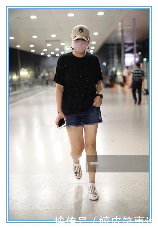 看了张凯丽短裤，再看看赵雅芝，才知道保养与不保养的差距有多大