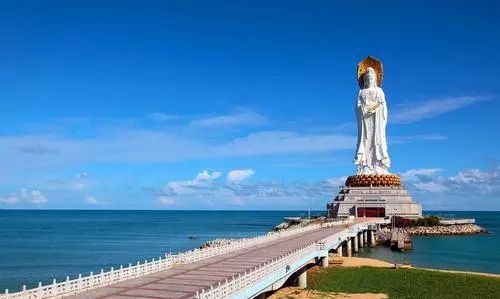 天涯海角三亚湾，总有故事后人看