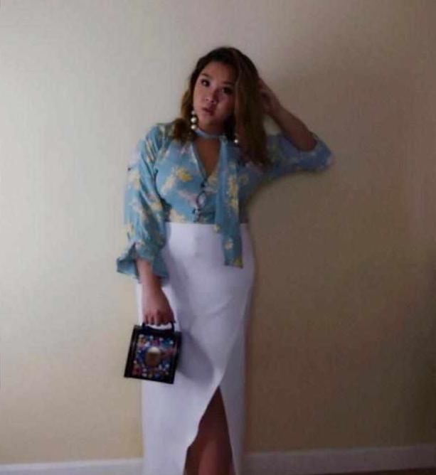 180斤郑少秋女儿，穿出迷人身姿，网友：简直是胖女孩的穿衣指南