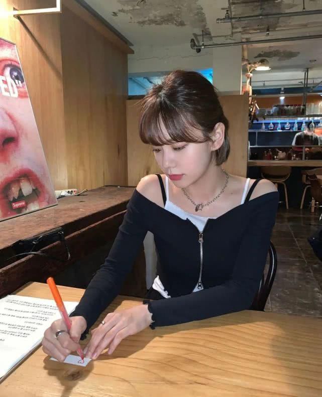  穿准■150小个子女生初夏这样穿准时髦