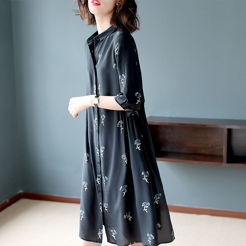 女人不会利用上你的好身材?学下图女人穿“流氓裙”，性感女人味